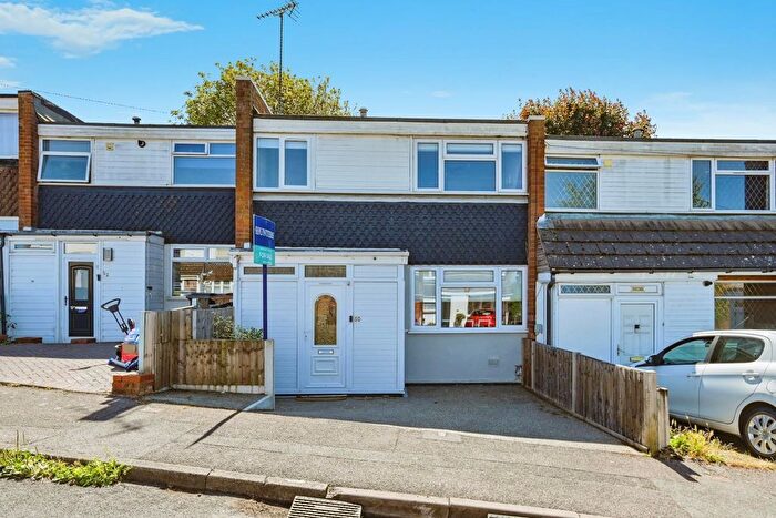 3 Bedroom Terraced House For Sale In Gilbert Road, Lichfield, WS13