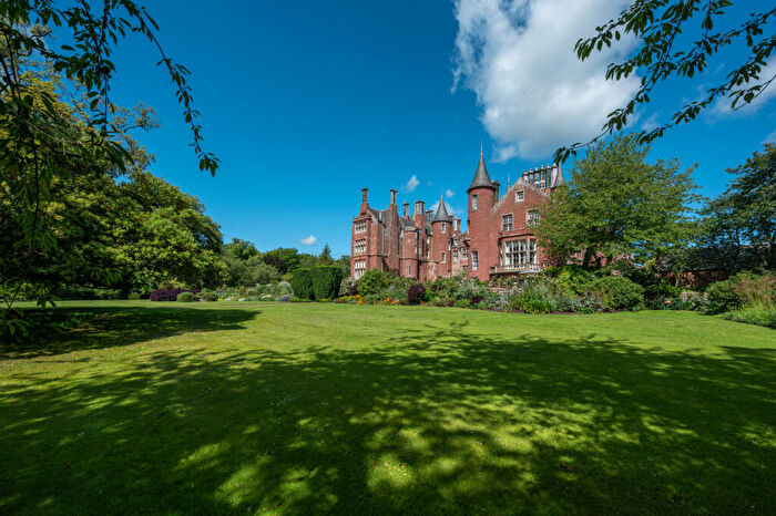 5 Bedroom Country House For Sale In East Wing Tyninghame House Tyninghame Dunbar, EH42