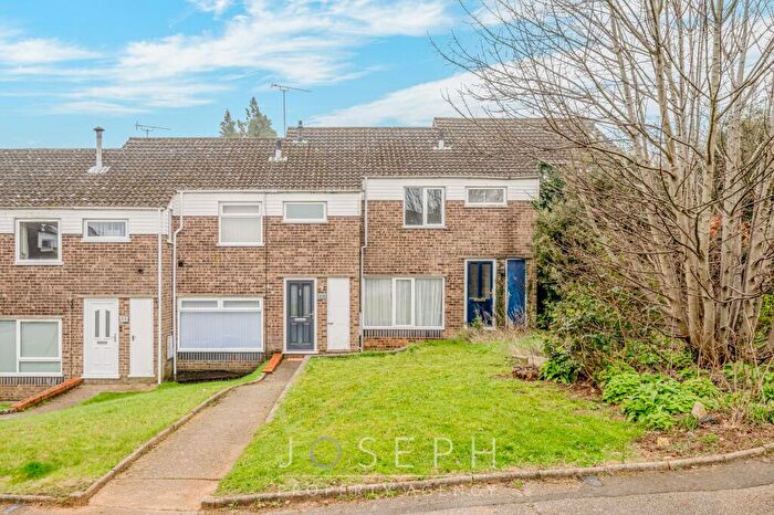 3 Bedroom Terraced House For Sale In Fountains Road, Ipswich, IP2