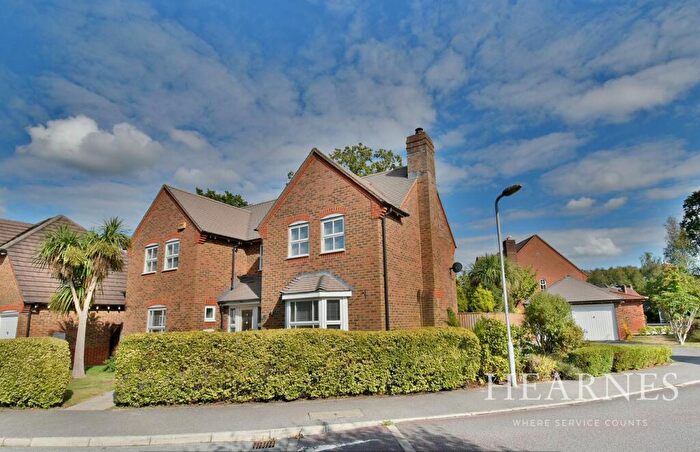 4 Bedroom Detached House For Sale In Casterbridge Road, Ferndown, BH22