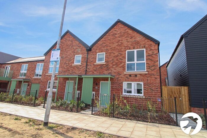 3 Bedroom Semi Detached House To Rent In Colyer Drive, Alkerden, Ebbsfleet Valley, Swanscombe, DA10