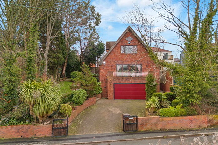 4 Bedroom Detached House For Sale In Tun Lane, South Hiendley, S72