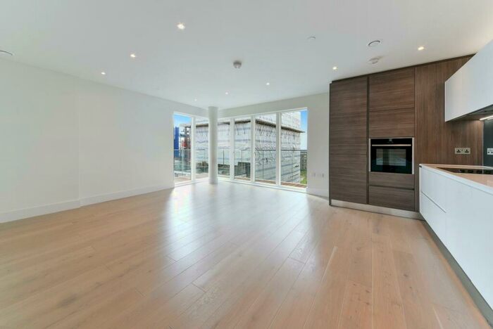 2 Bedroom Apartment To Rent In Hopgood Tower, Kidbrooke Village, London, SE3