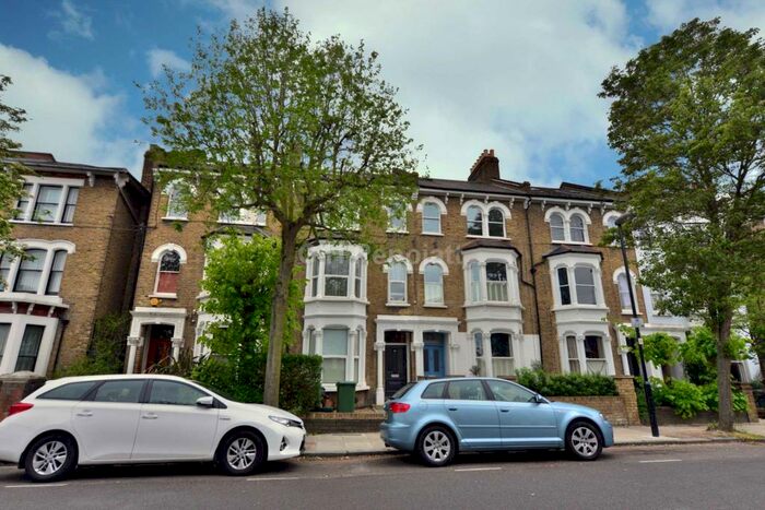 1 Bedroom Apartment To Rent In Yerbury Road, Tufnell Park, N19