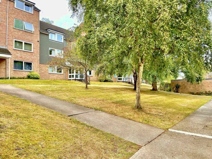 1 Bedroom Apartment To Rent In Beauchamp Place, Oxford, OX4