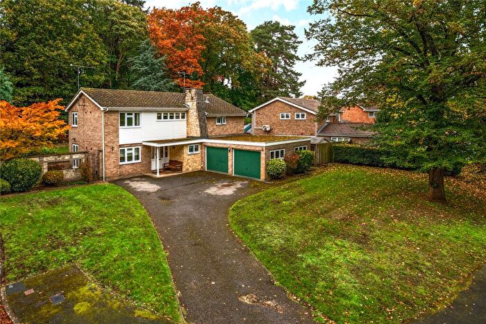 4 Bedroom Detached House For Sale In Copse End, Camberley, Surrey, GU15