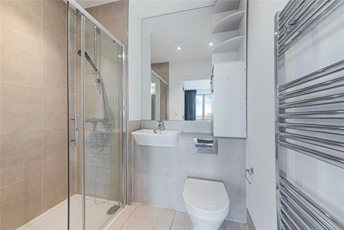 2 Bedroom Apartment To Rent In Royal Captain Court, Arniston Way, E14