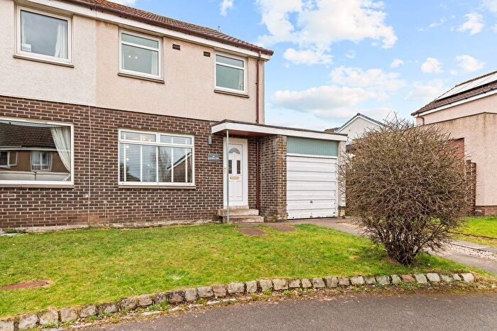 3 Bedroom Semi Detached House For Sale In Avontoun Park, Linlithgow, EH49