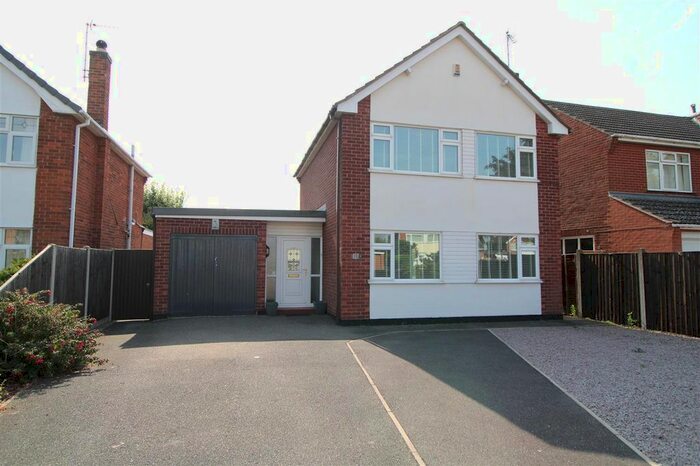 3 Bedroom Detached House To Rent In Fairway, Newark, NG24