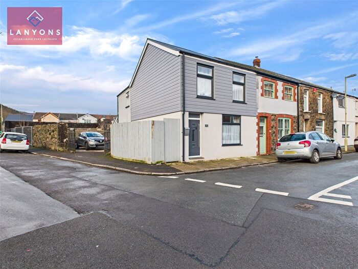4 Bedroom End Of Terrace House For Sale In Senghenydd Street, Treorchy, Rhondda Cynon Taff, CF42