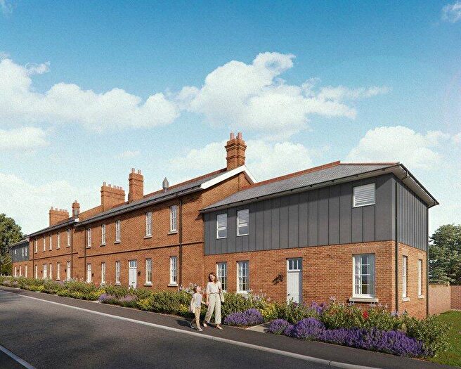 4 Bedroom End Of Terrace House For Sale In Steeles Road, Aldershot, Hampshire, GU11