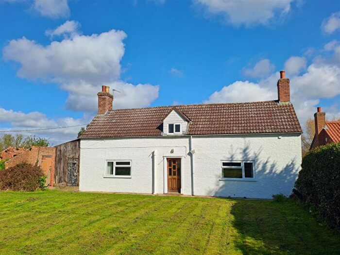 3 Bedroom Cottage For Sale In Main Road, Sotby, Market Rasen, LN8