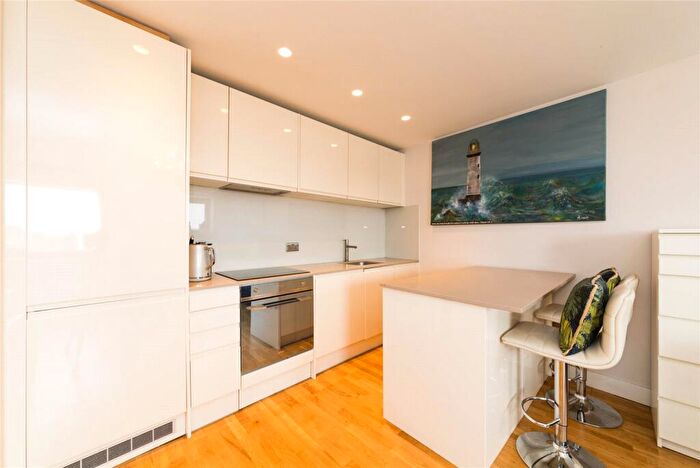 2 Bedroom Apartment To Rent In Carshalton Road, Sutton, SM1