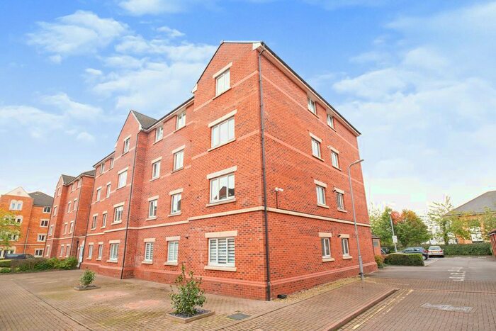 2 Bedroom Flat To Rent In Clos Dewi Sant, Canton, Cardiff, CF11