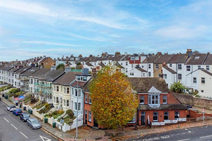 5 Bedroom Flat To Rent In Port Hall Avenue, Brighton, BN1