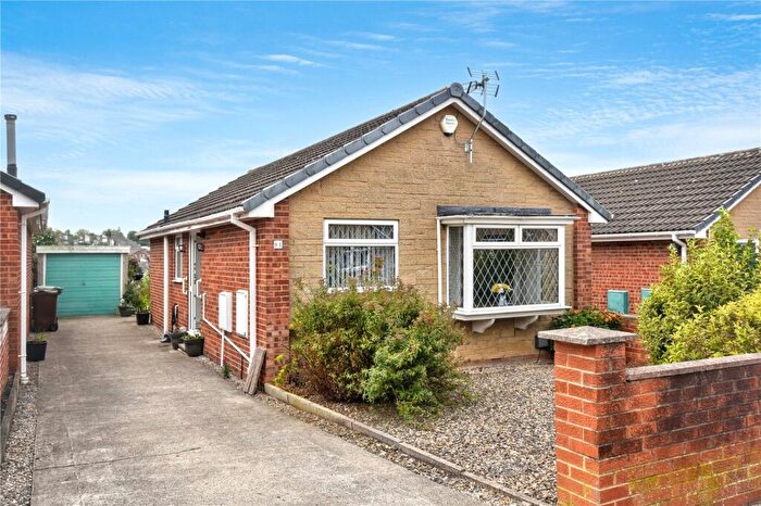 2 Bedroom Bungalow For Sale In Sandgate Drive, Kippax, Leeds, West Yorkshire, LS25