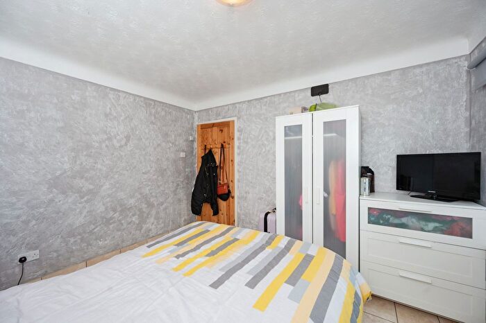 2 Bedroom Semi-Detached Bungalow For Sale In Gorsey Lane, Clock Face, St Helens, WA9