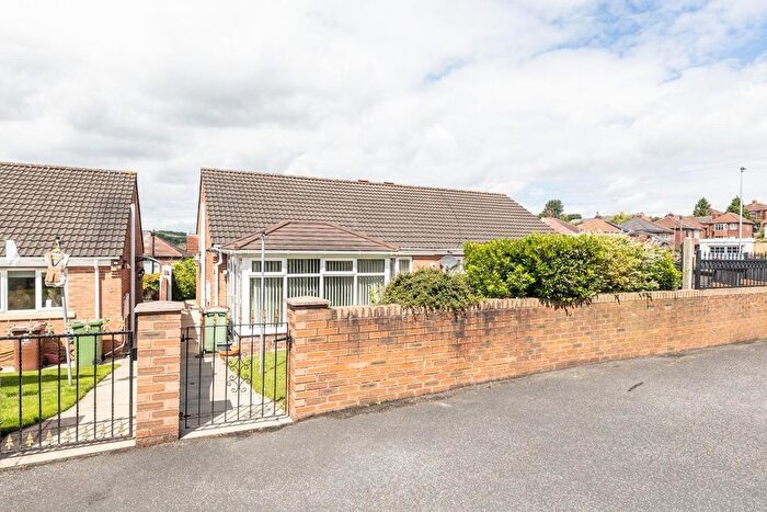 2 Bedroom Property For Sale In Queensway Place, Pontefract, WF8