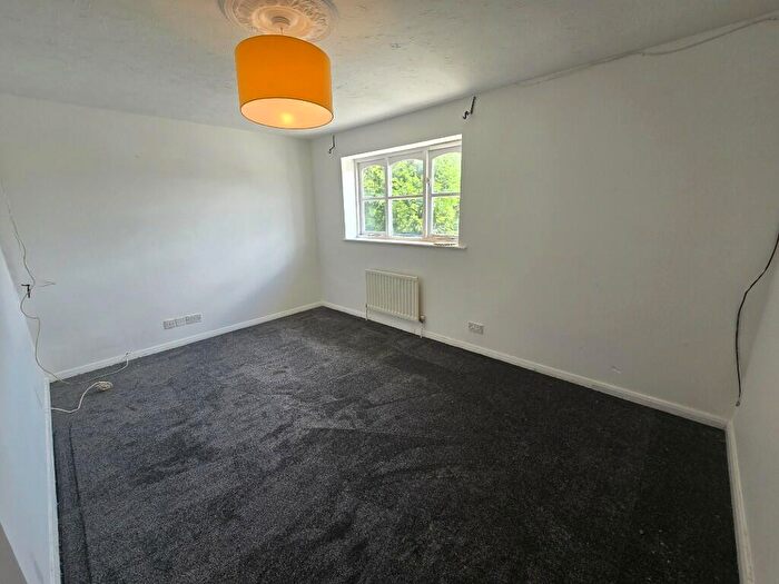 1 Bedroom Flat To Rent In Ajax Avenue, London, NW9