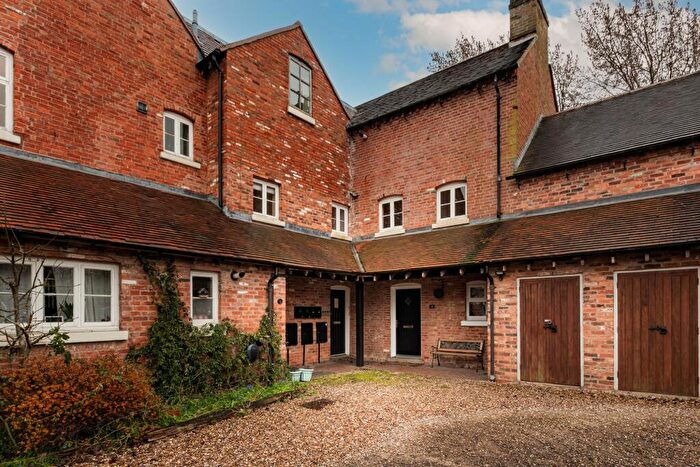 1 Bedroom Flat For Sale In Water Orton Lane, Minworth, B76