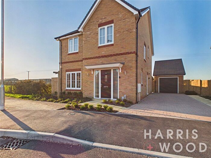 4 Bedroom Detached House To Rent In Cinderpath Way, Great Bentley, Colchester, Essex, CO7