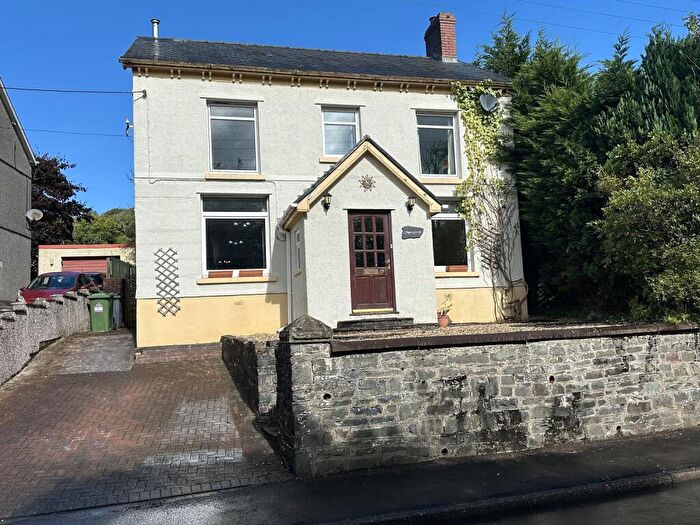 4 Bedroom Detached House For Sale In Heol Tawe, Abercrave, Swansea., SA9