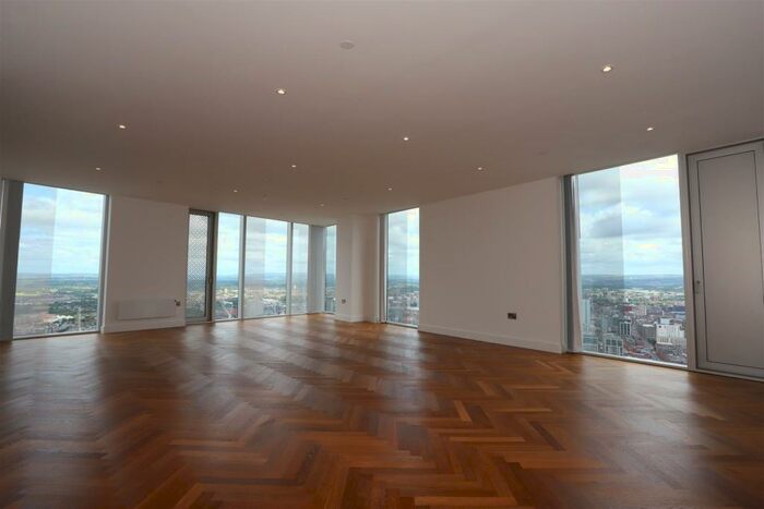 2 Bedroom Apartment To Rent In South Tower, Deansgate Square, M15