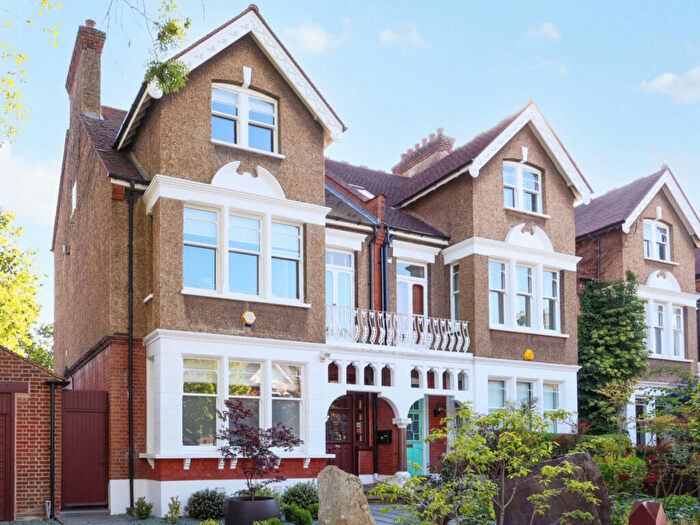 5 Bedroom Semi Detached House For Sale In Burbage Road, London, SE24