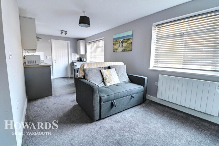 1 Bedroom Apartment For Sale In Bermondsey Place South, Great Yarmouth, NR30