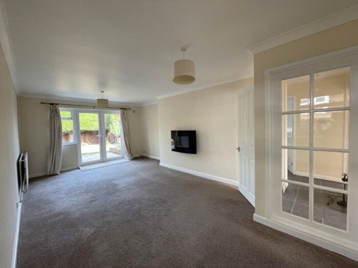 2 Bedroom Detached Bungalow For Sale In Maltings Drive, Harleston, Norfolk, IP20