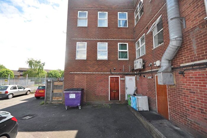 1 Bedroom Flat To Rent In Tavistock Street, Bedford, MK40