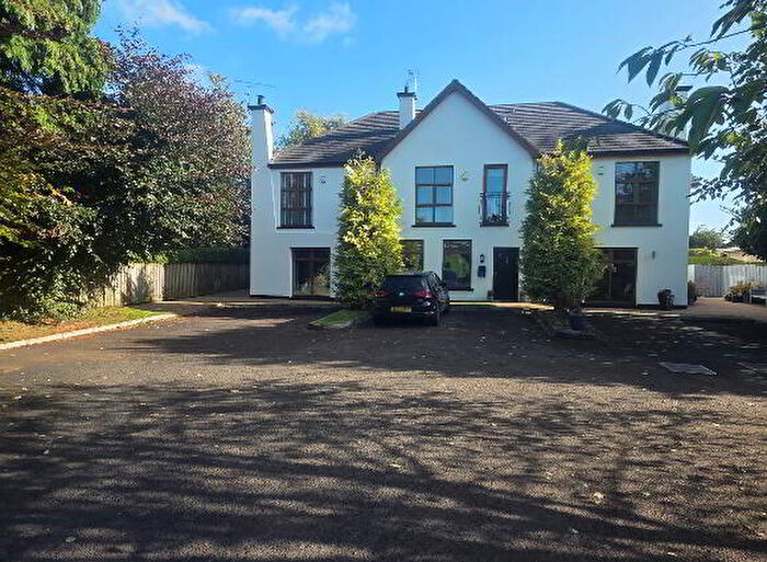 3 Bedroom End TownHouse For Sale In A Mountsandel Road, Coleraine, BT52