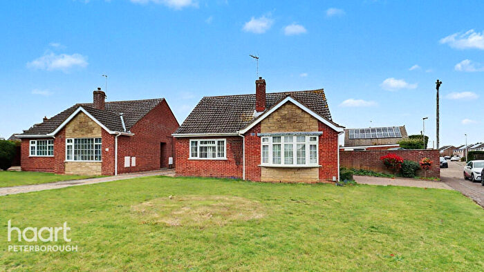 3 Bedroom Bungalow For Sale In Borrowdale Close, Gunthorpe, PE4