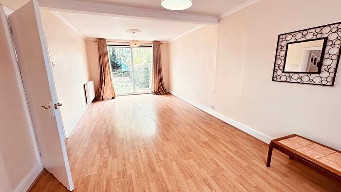 3 Bedroom Semi-Detached House To Rent In Maybank Avenue, Wembley, HA0