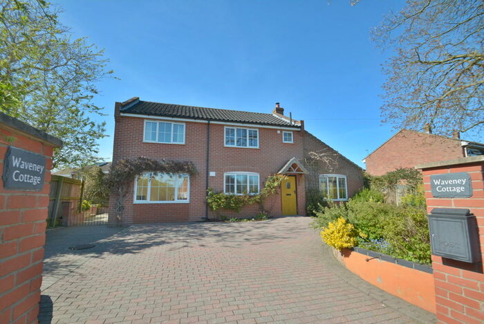 3 Bedroom Detached House To Rent In The Street, Earsham, NR35