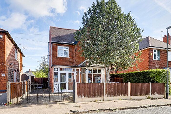 4 Bedroom Detached House For Sale In Curzon Street, Long Eaton, Derbyshire, NG10