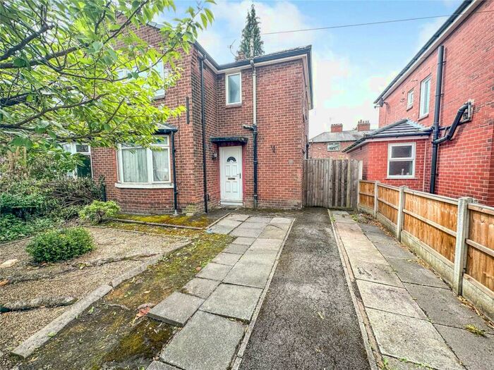 4 Bedroom Semi-Detached House To Rent In Mauldeth Road West, Withington, Manchester, M20