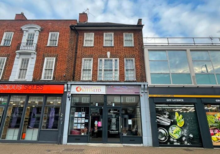 5 Bedroom Block Of Apartments For Sale In A Darkes Lane, Potters Bar, Hertfordshire, EN6