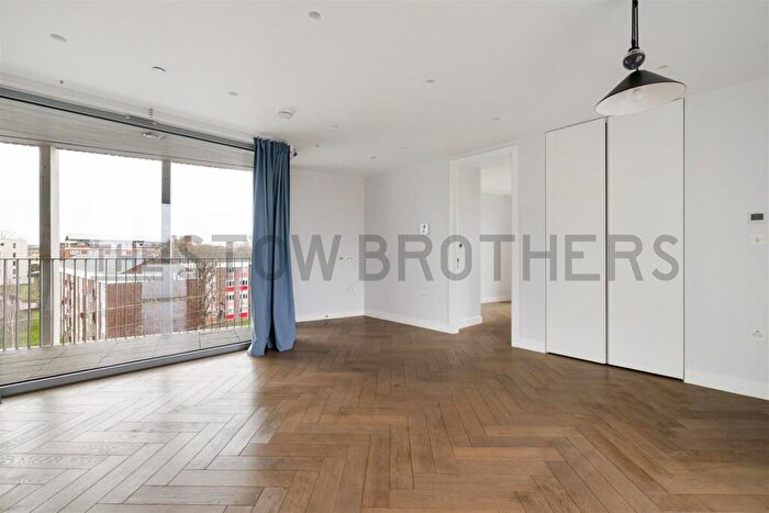 1 Bedroom House To Rent In Maple Path, Hackney, E5