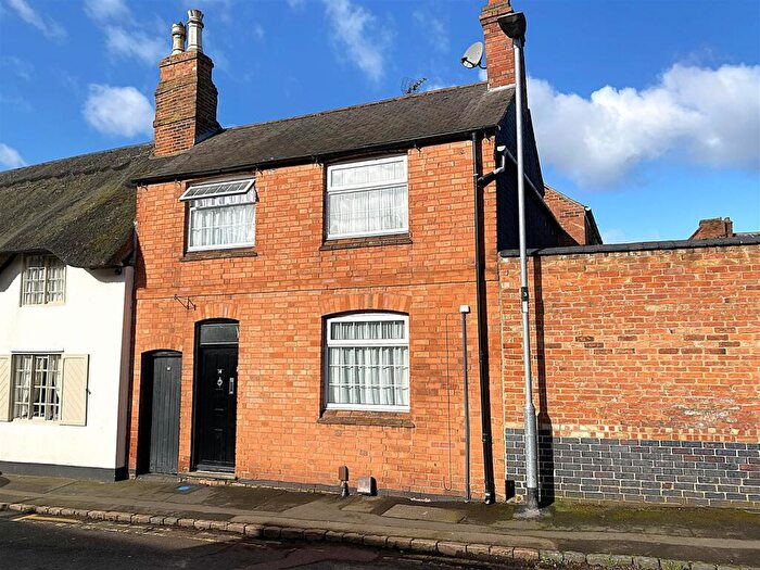 3 Bedroom Semi Detached House For Sale In School Street, Syston, LE7