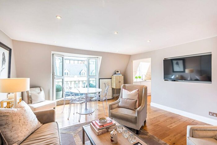 2 Bedroom Flat For Sale In Prince Of Wales Terrace, Kensington, London, W8