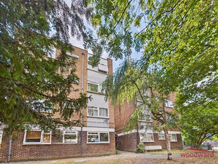 1 Bedroom Flat To Rent In Maison Alfont, High Road, HA3