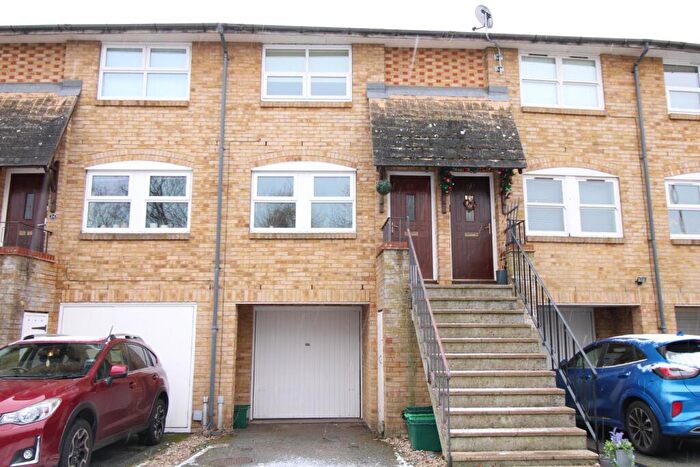 2 Bedroom Terraced House For Sale In Saville Row, Bromley, BR2