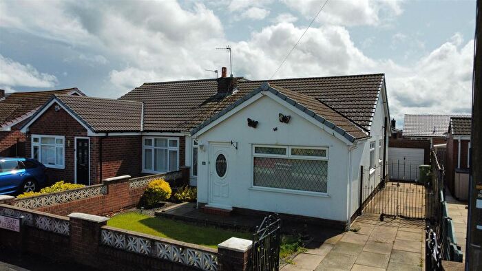 2 Bedroom Semi-Detached Bungalow For Sale In Stuart Crescent, Billinge, Wigan, WN5
