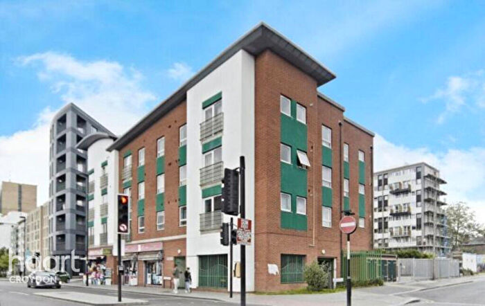 2 Bedroom Flat For Sale In London Road, Croydon, CR0