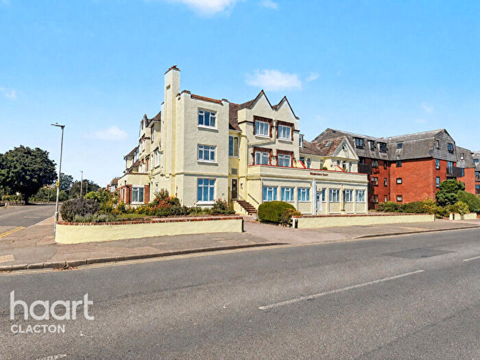 3 Bedroom Maisonette For Sale In Marine Parade East, Clacton-On-Sea, CO15