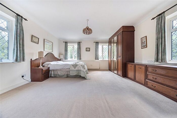 6 Bedroom Detached House For Sale In Links Lane, Rowlands Castle, PO9