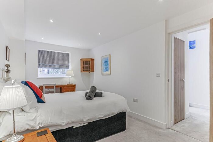 1 Bedroom Maisonette To Rent In Norwich Avenue West, Bournemouth, BH2