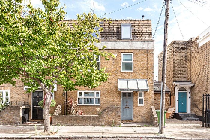 4 Bedroom Terraced House For Sale In Harwood Terrace, London, SW6