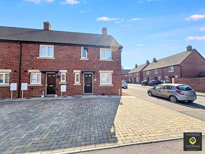 3 Bedroom End Of Terrace House For Sale In Sowthistle Drive, Hardwicke, GL2